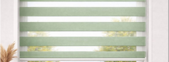 Wat bepaalt de prijs en kwaliteit van een duorolgordijn op maat?